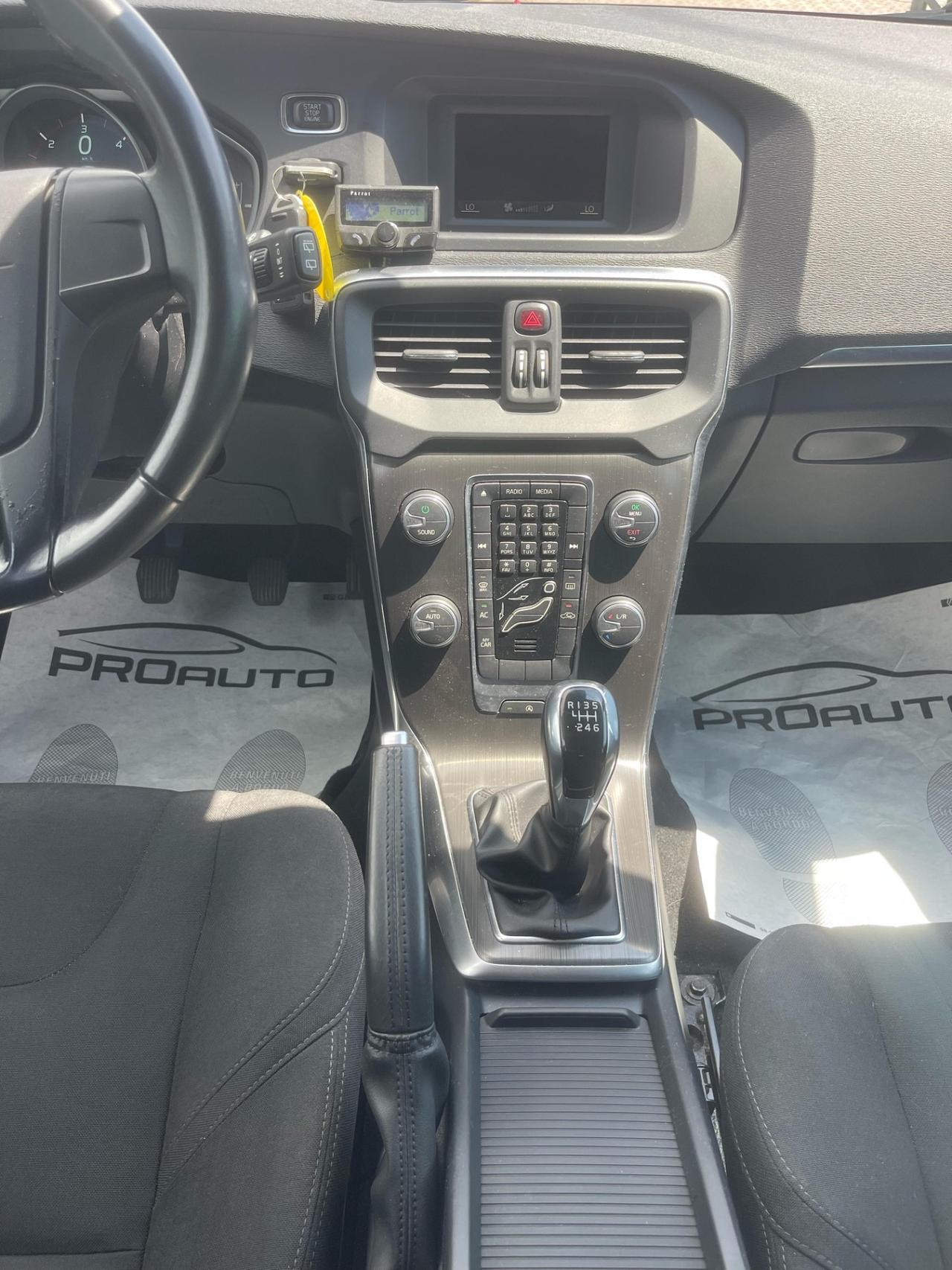 Volvo V40 D2 1.6 Momentum