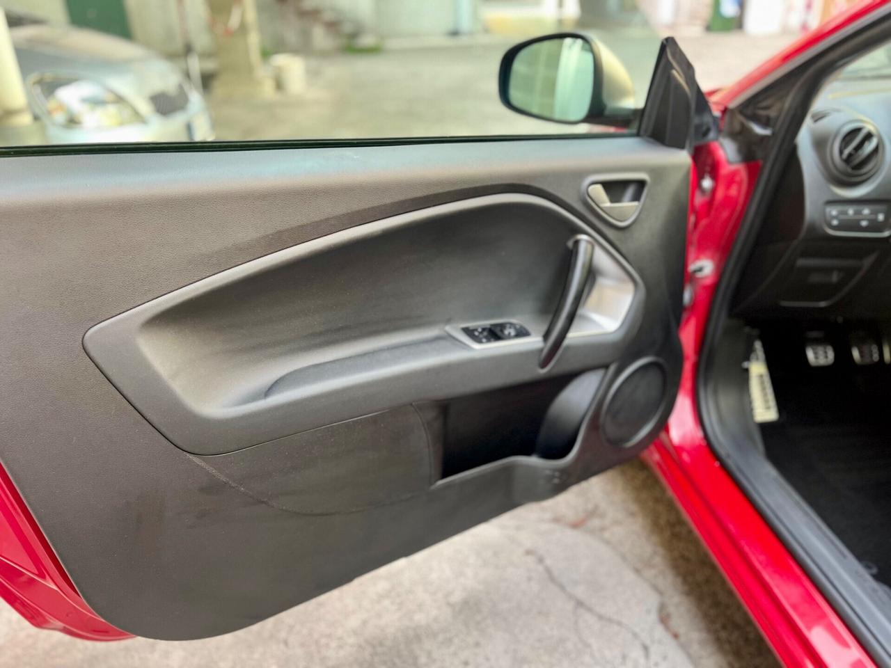 Alfa Romeo MiTo 1.4 78cv Super