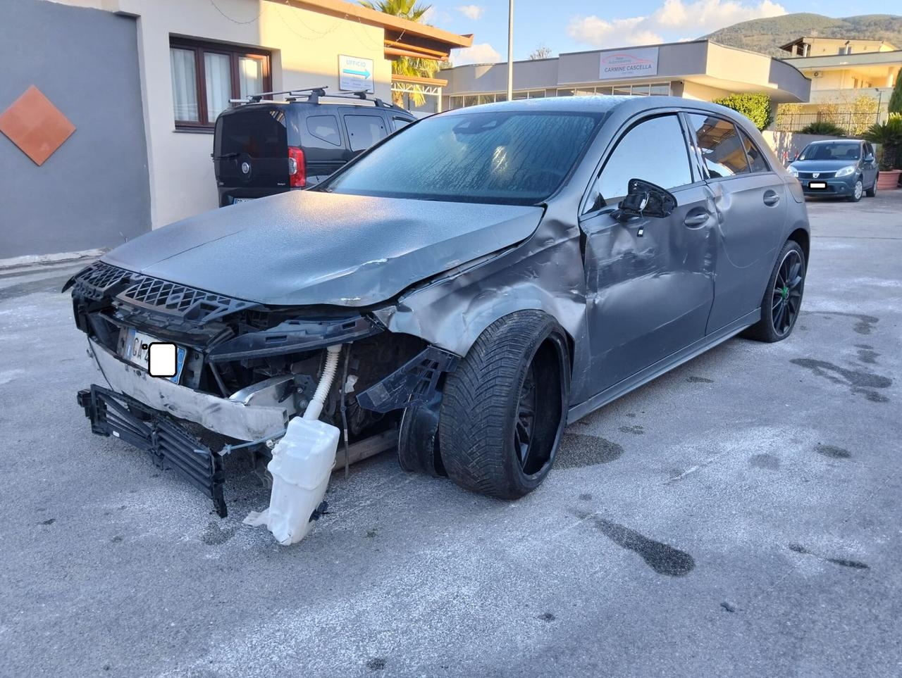 Mercedes-benz A 160d "AMG" 2020 SINISTRATA