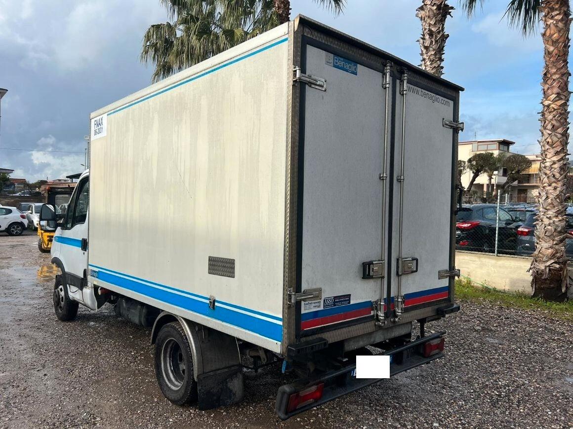 Iveco Ecodaily 35C18 3.0 Hpt PM-RG Cabinato