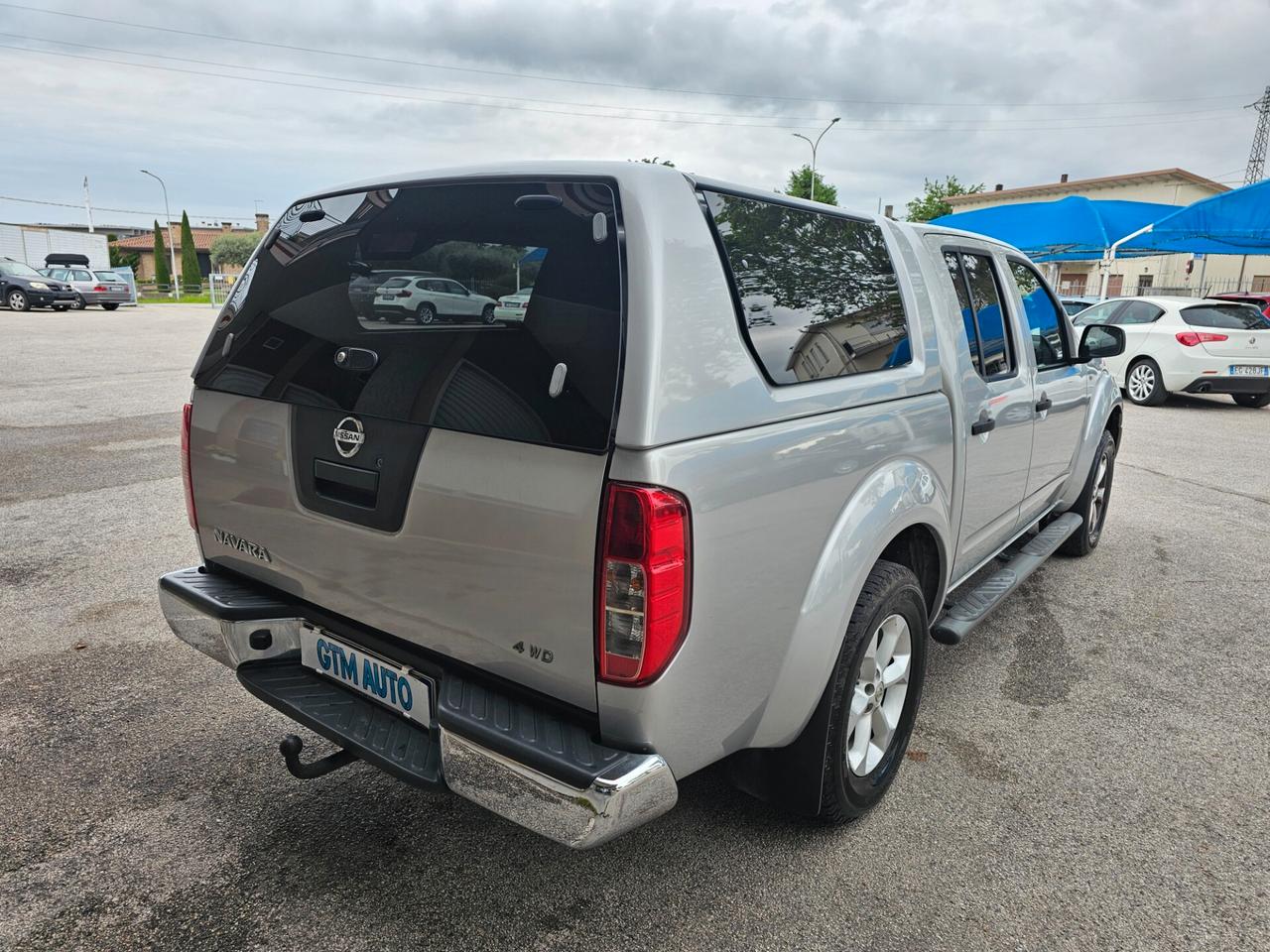 Nissan Navara 2.5 dCi 4 porte Double Cab