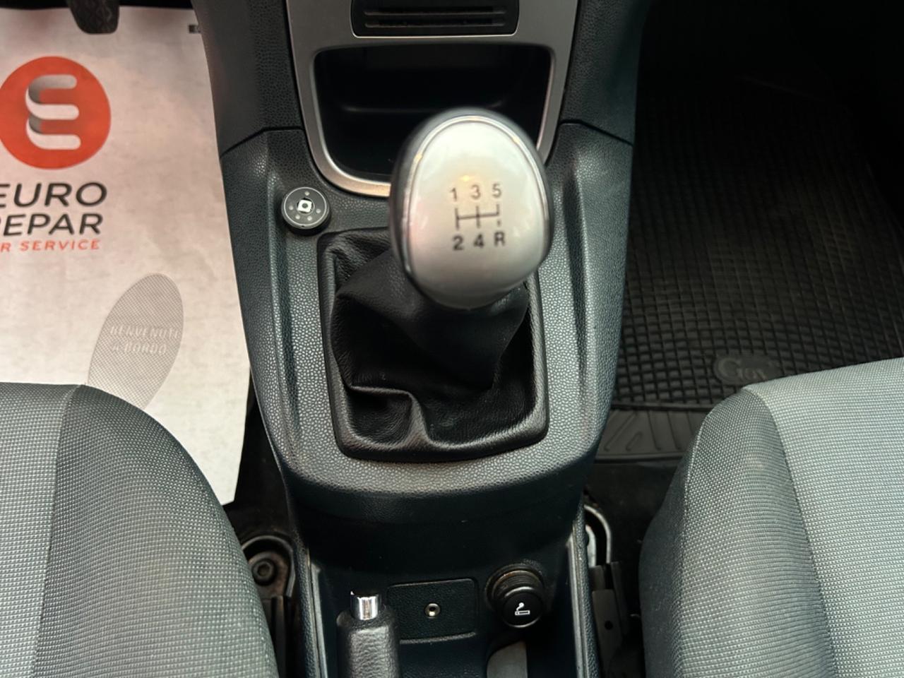 Ford Fiesta 1.2 Benz GPL 5 porte Titanium M. Nuovo