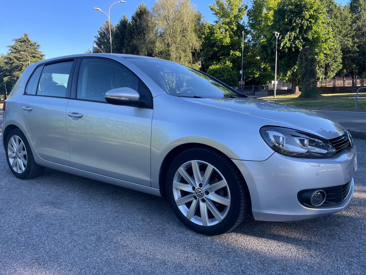 Volkswagen Golf 1.6 TDI DPF 5p. Highline*Neopatentati*Cerchi*