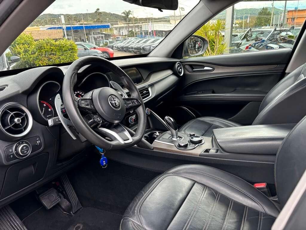 Alfa Romeo Stelvio 2.2 Turbodiesel 210 CV AT8 Q4 2017 / KM 185.000 Tua a solo 148 Euro al mese