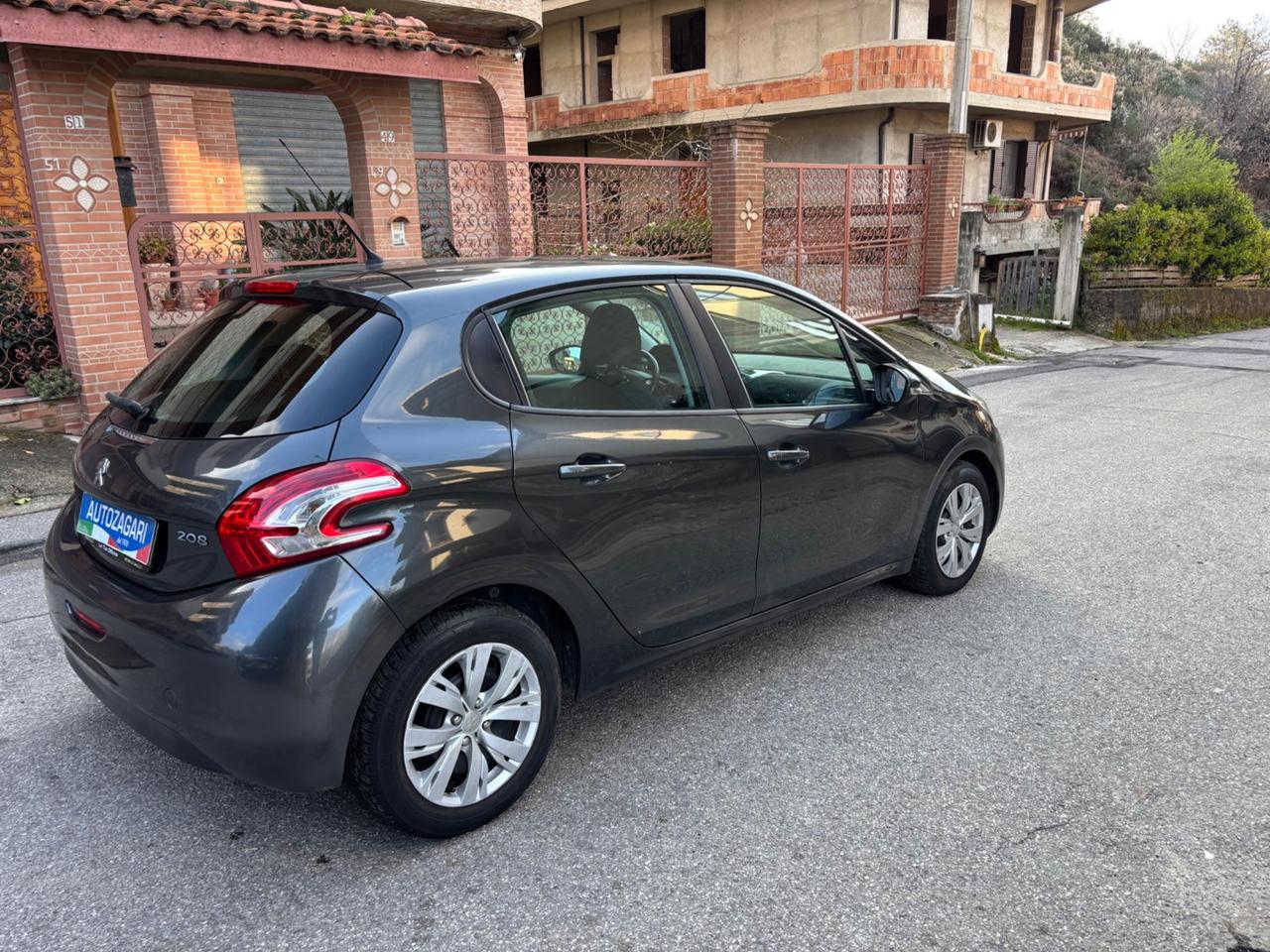 Peugeot 208 1.4 HDi 68 CV 5 porte Active