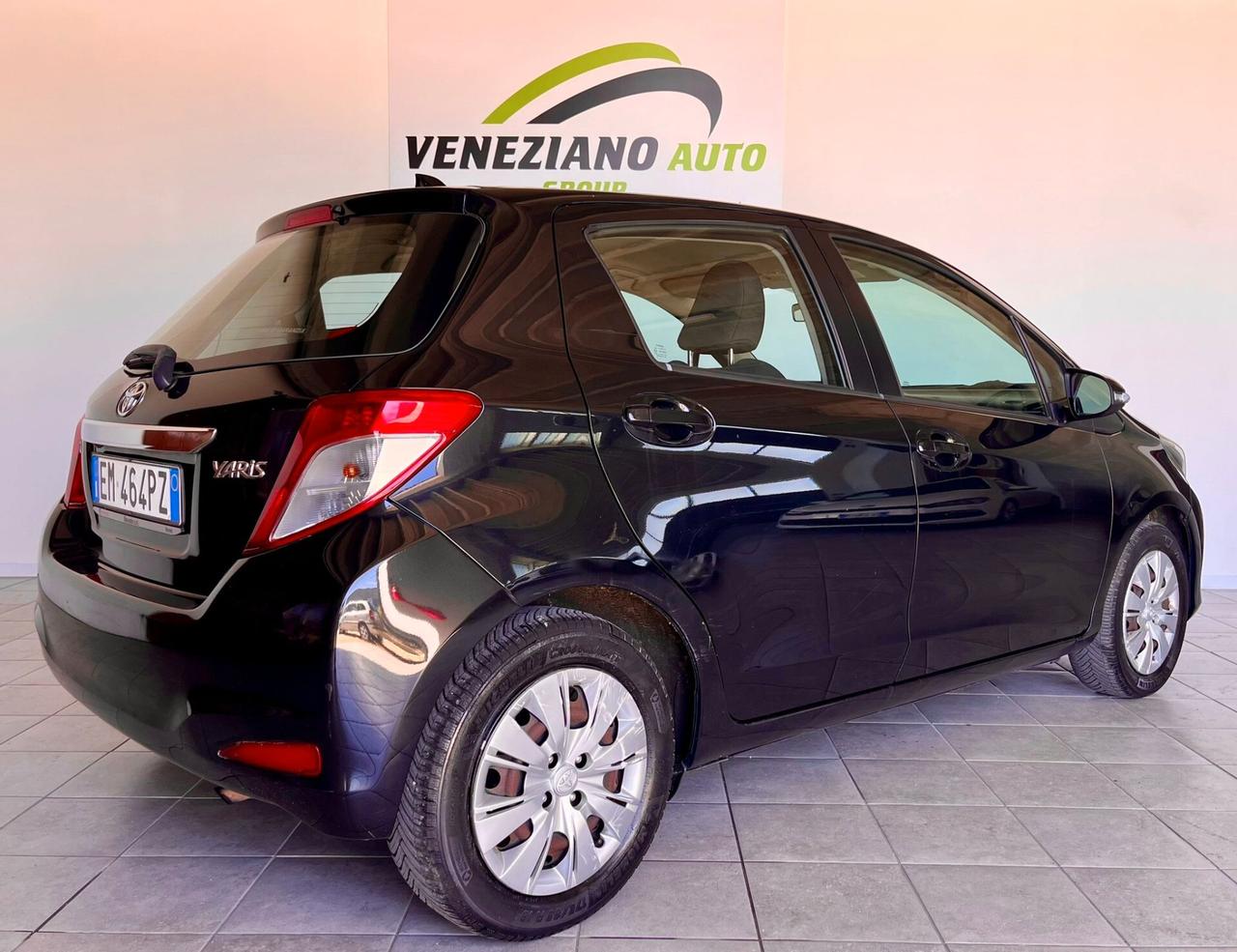 Toyota Yaris Lounge