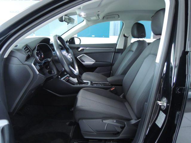 AUDI Q3 35 TDI quattro S tronic Business Advanced