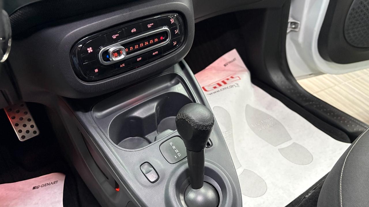 smart forFour 0.9 GPL turbo 90cv Superpassion Twinamic ITALIANA