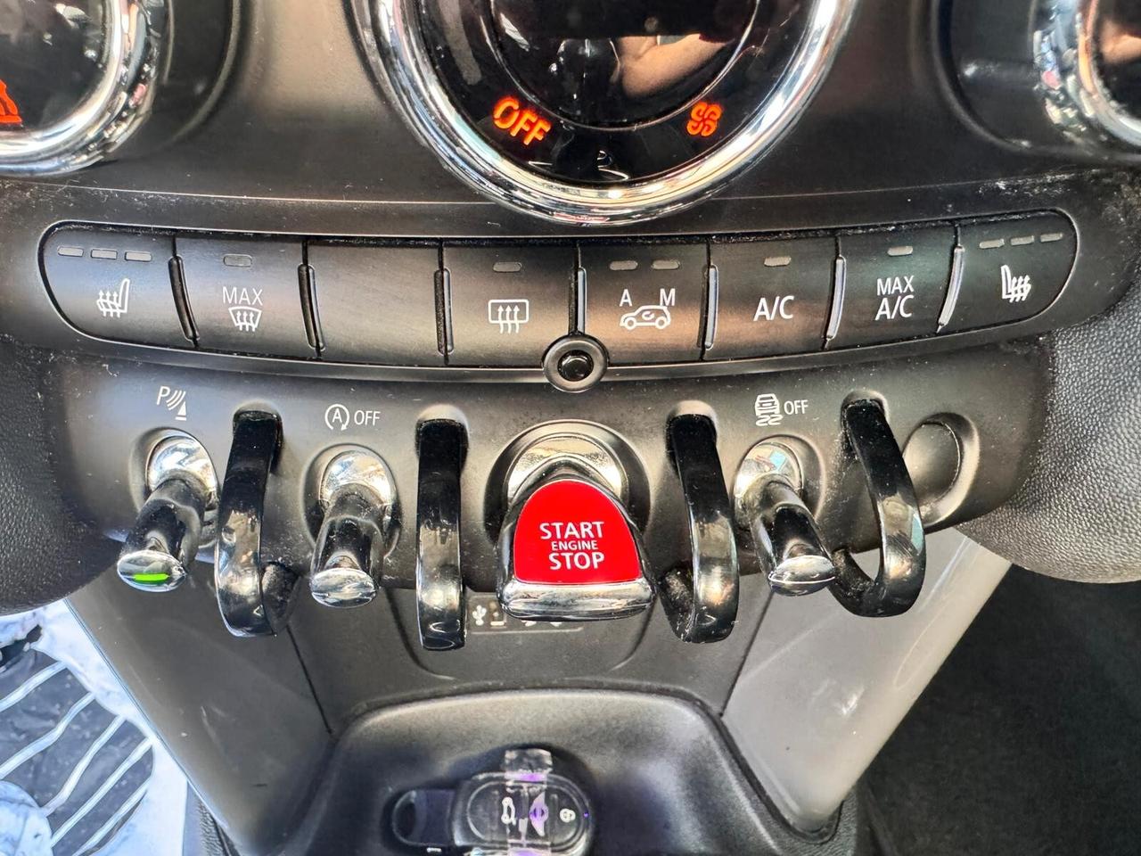 Mini 1.5 Cooper D Business 5p.