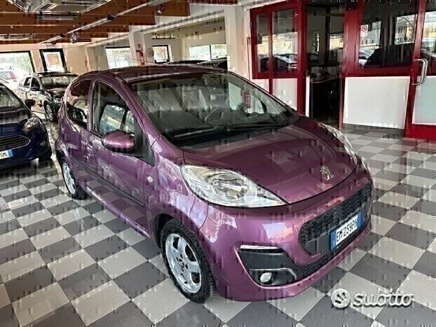 Peugeot 107 1.0 Benzina Neopatentati