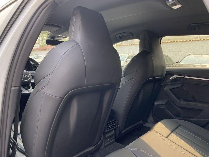 Audi A3 SPB S Line interno ed esterno 2.0 TDI 150CV S-Tronic 35