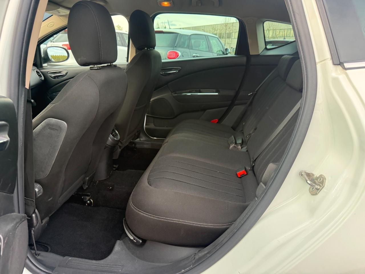 Lancia Delta 1.6 MJT DPF Gold