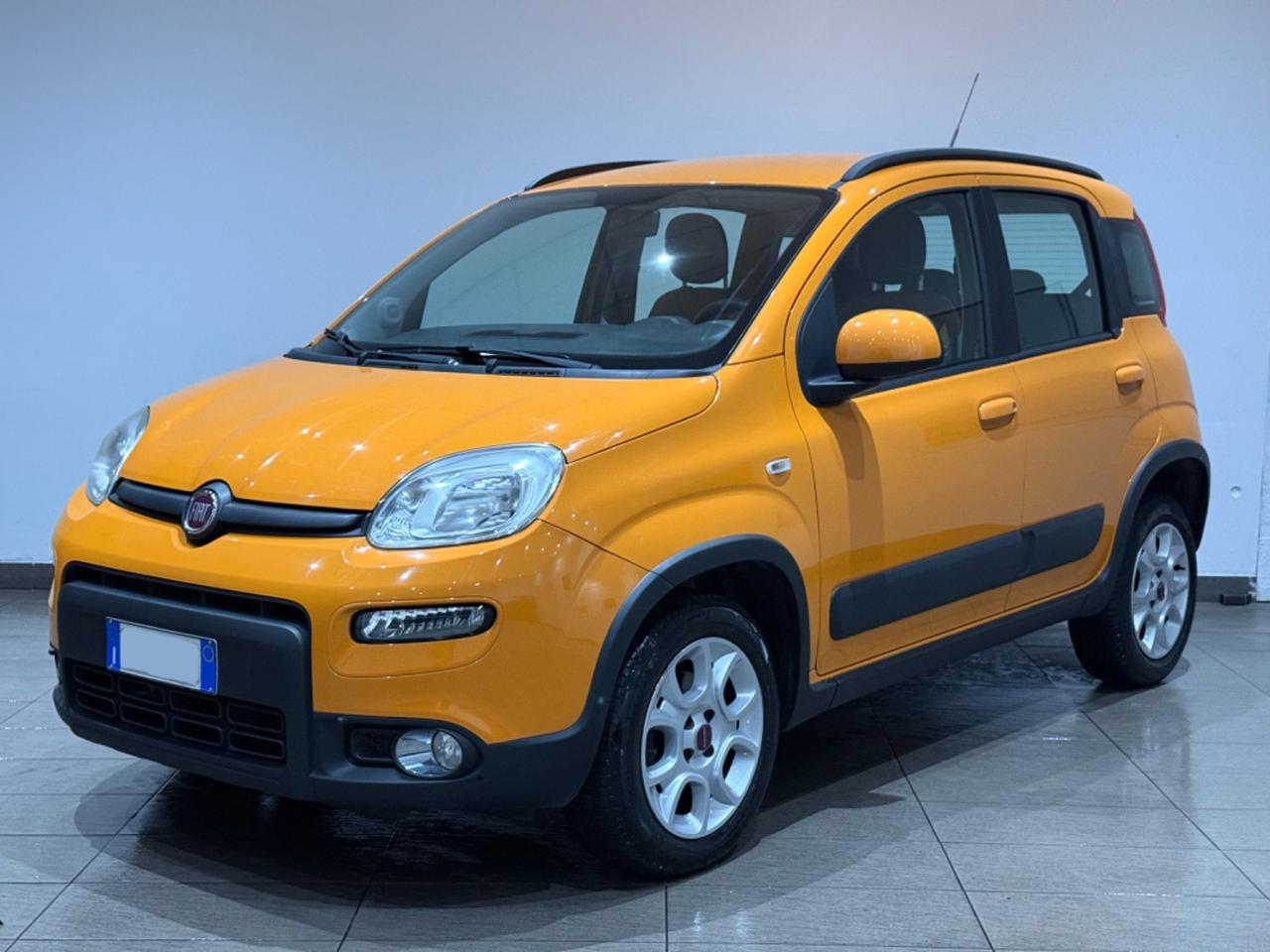 Fiat Panda 0.9 Trekking TwinAir Turbo Metano/Benzina Per Neopatentati