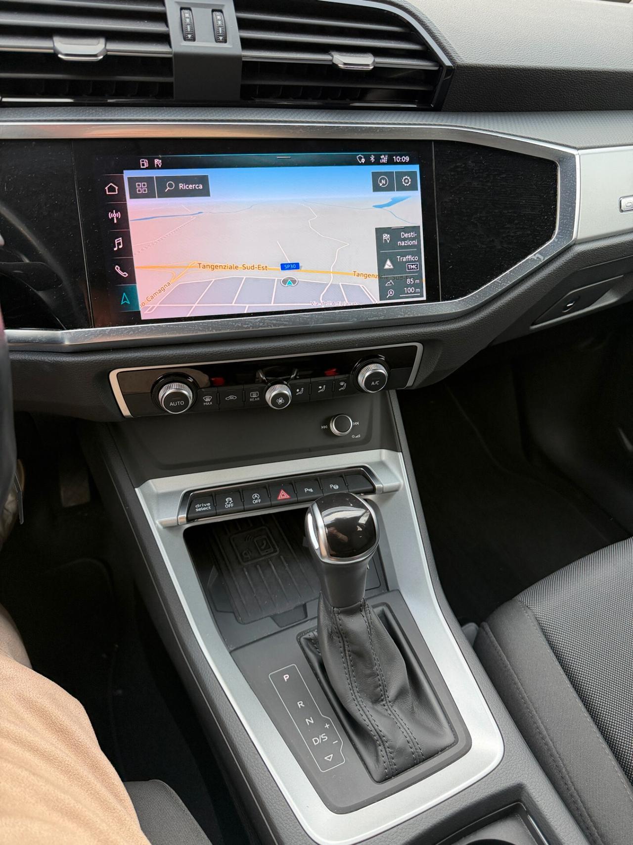 Audi Q3 SPB 45 TFSI quattro S tronic line edition