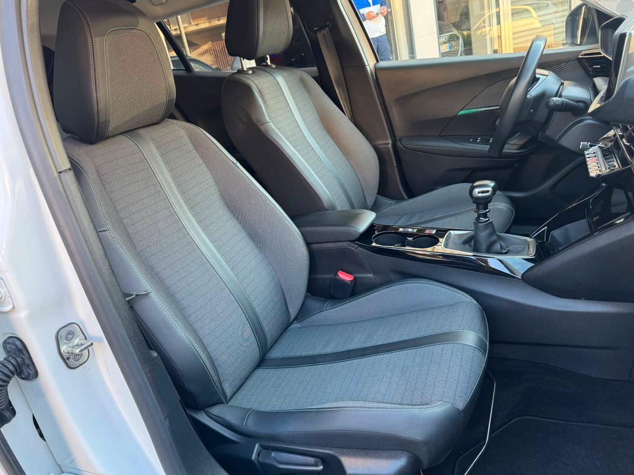 PEUGEPT 2008 1.5 HDI 110 CV. E6 ALLURE PAK PERFETTA