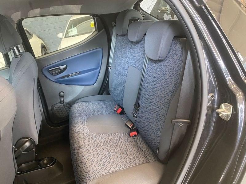 Lancia Ypsilon 1.0 FireFly 5 porte S&S Hybrid Oro - PROMO SIRONIAUTO+