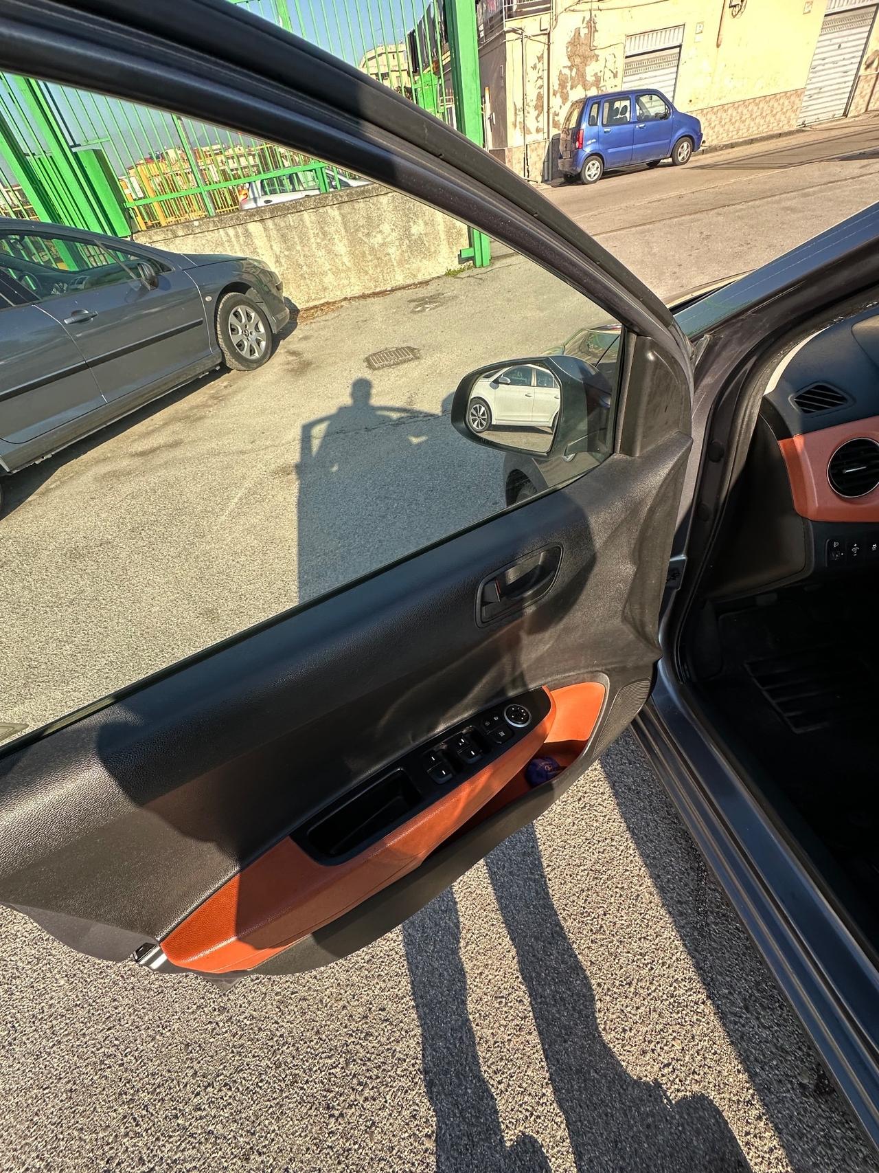 Hyundai i10 1.0 LPGI Econext Sound Edition