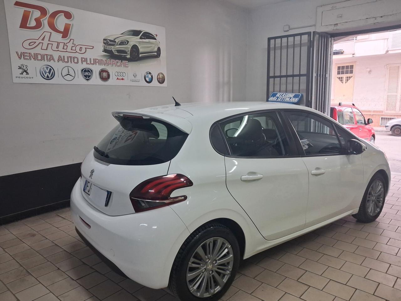 Peugeot 208 BlueHDi 75 5 porte Allure unico prop 2