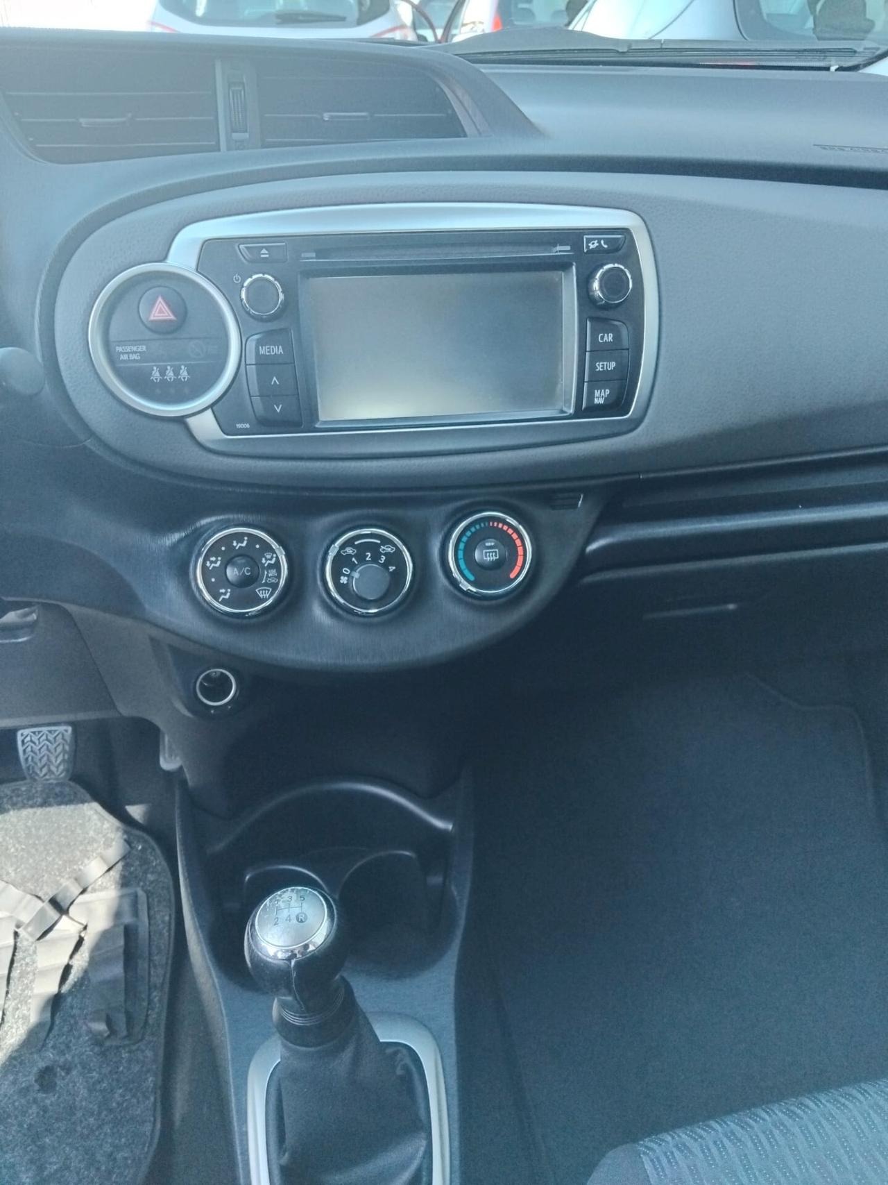 Toyota Yaris 1.0 benzina