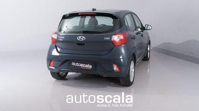 HYUNDAI i10 1.0 MPI AT Tech connect pack