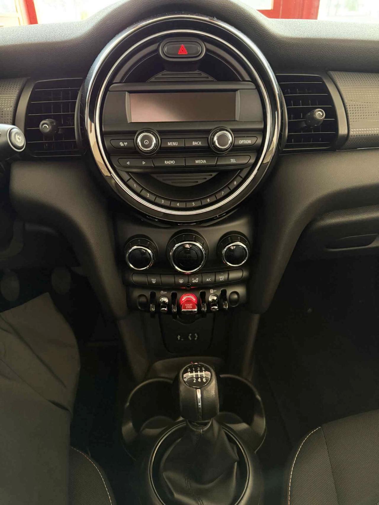 Mini ONE D 1.5 3 porte 95CV OK NEOPATENTATI