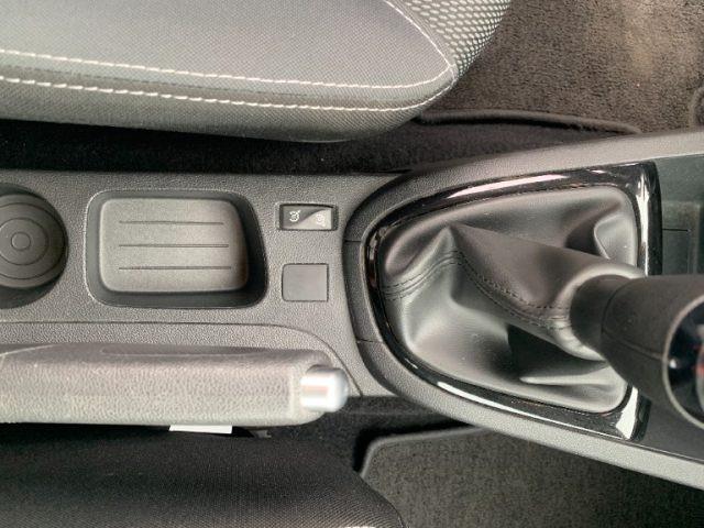 RENAULT Clio 1.2 75CV 5 porte Intens