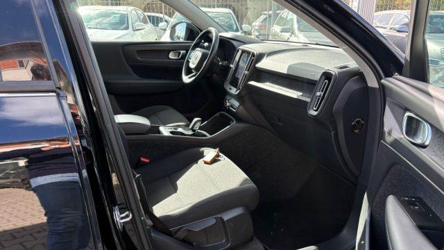VOLVO XC40 T2 Geartronic Momentum ***IVA ESPOSTA***