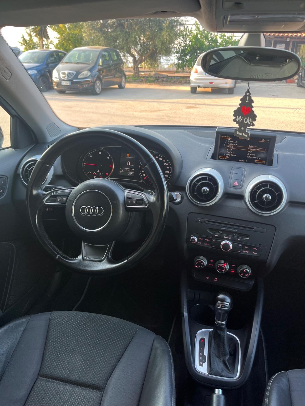 Audi A1 SPB 1.6 TDI S tronic S line edition plus