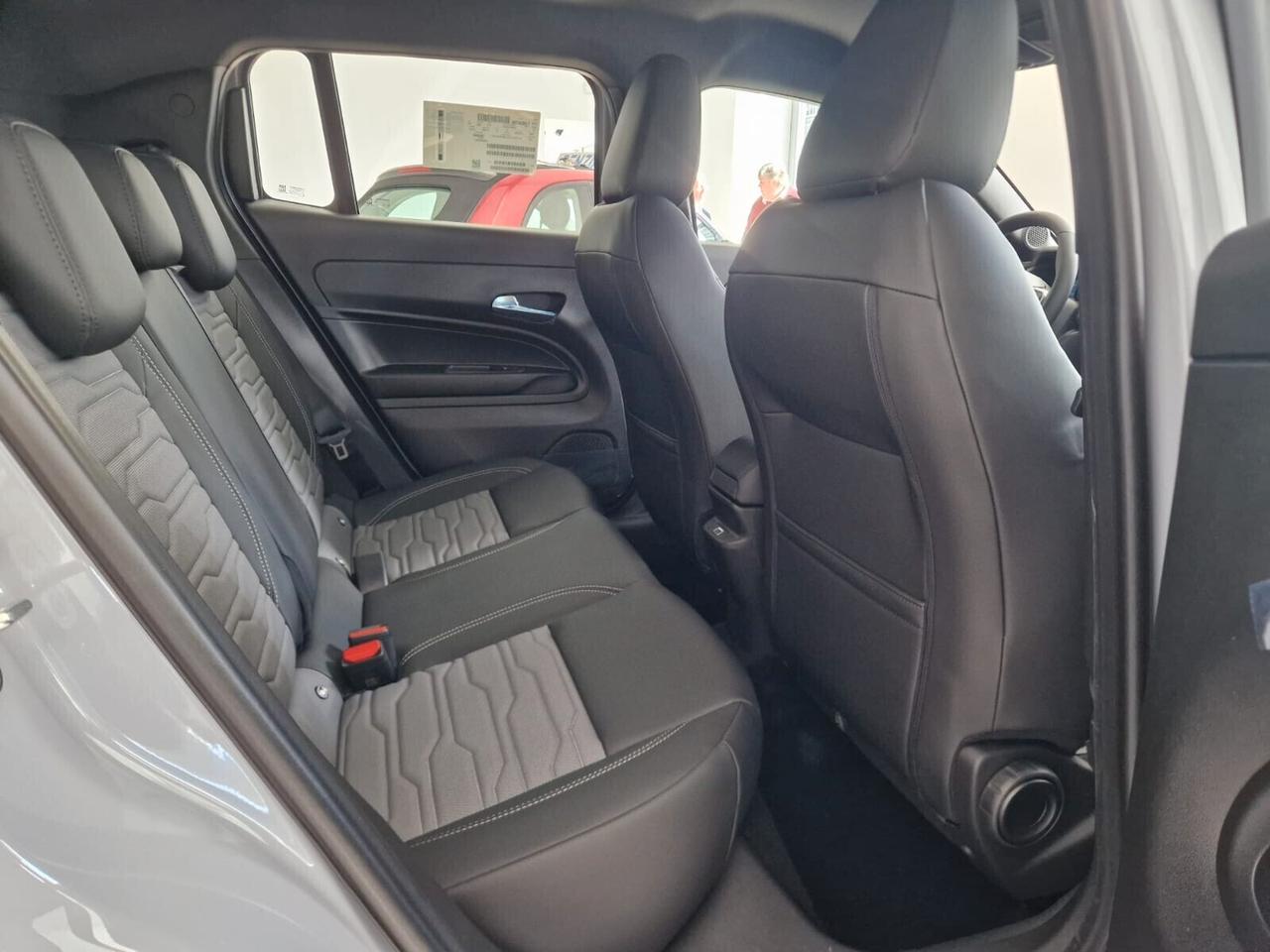 Jeep Avenger 1.2 Turbo 145 CV MHEV 4xe Upland