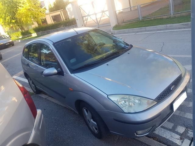 Ford Focus 1.8 TDCi 100CV 5p. Zetec