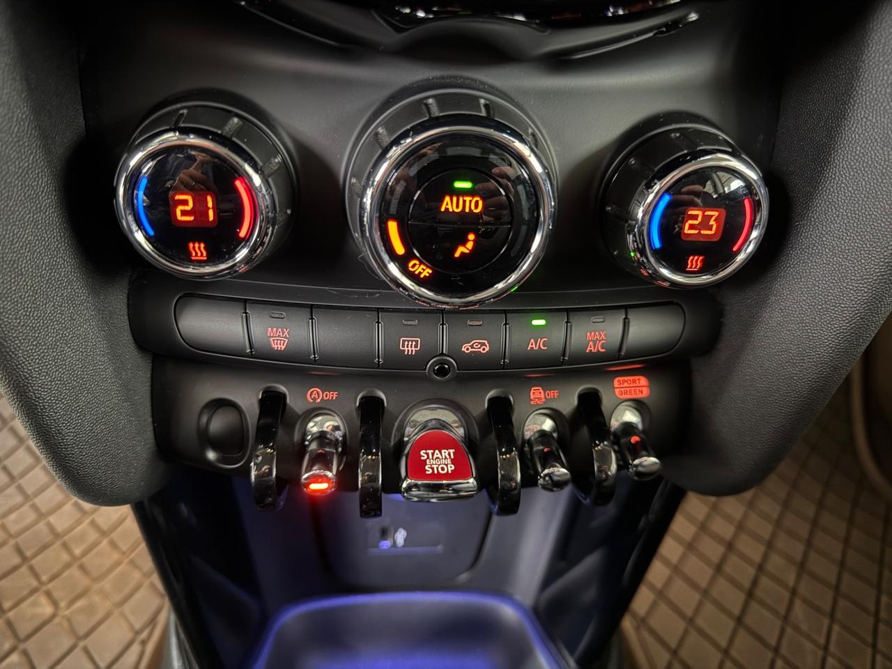 Mini 1.5 Cooper Camden Edition