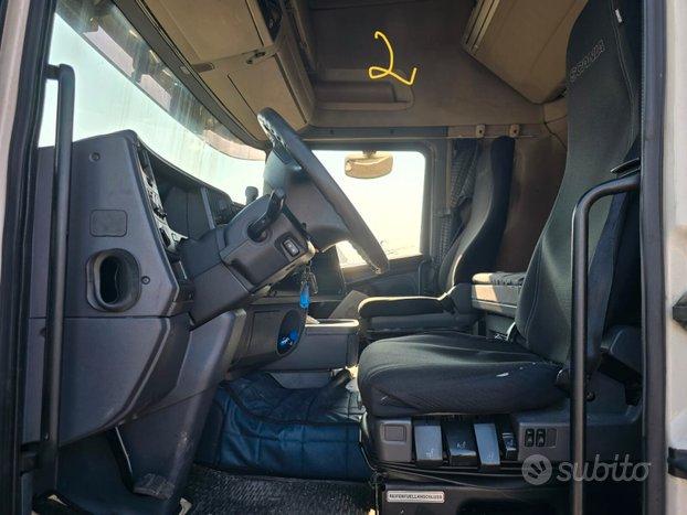 TRATTORE STRADALE SCANIA R420