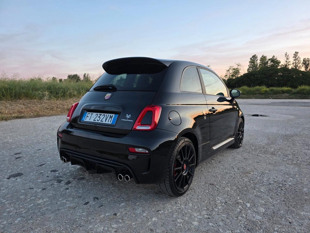 Abarth 595 1.4 Turbo T-Jet 180 CV Competizione