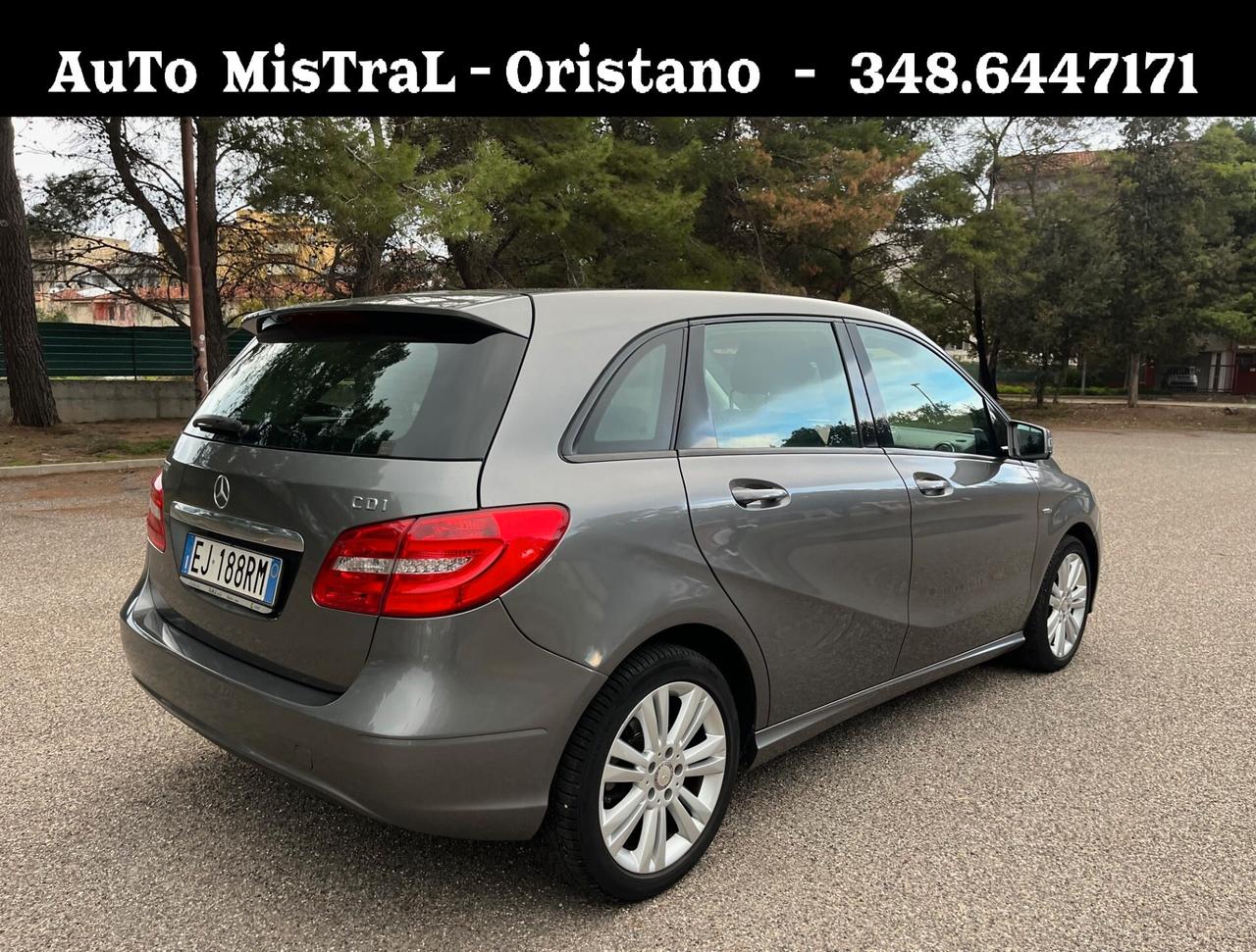 Mercedes-benz B 180 CDI BlueEFFICIENCY Executive