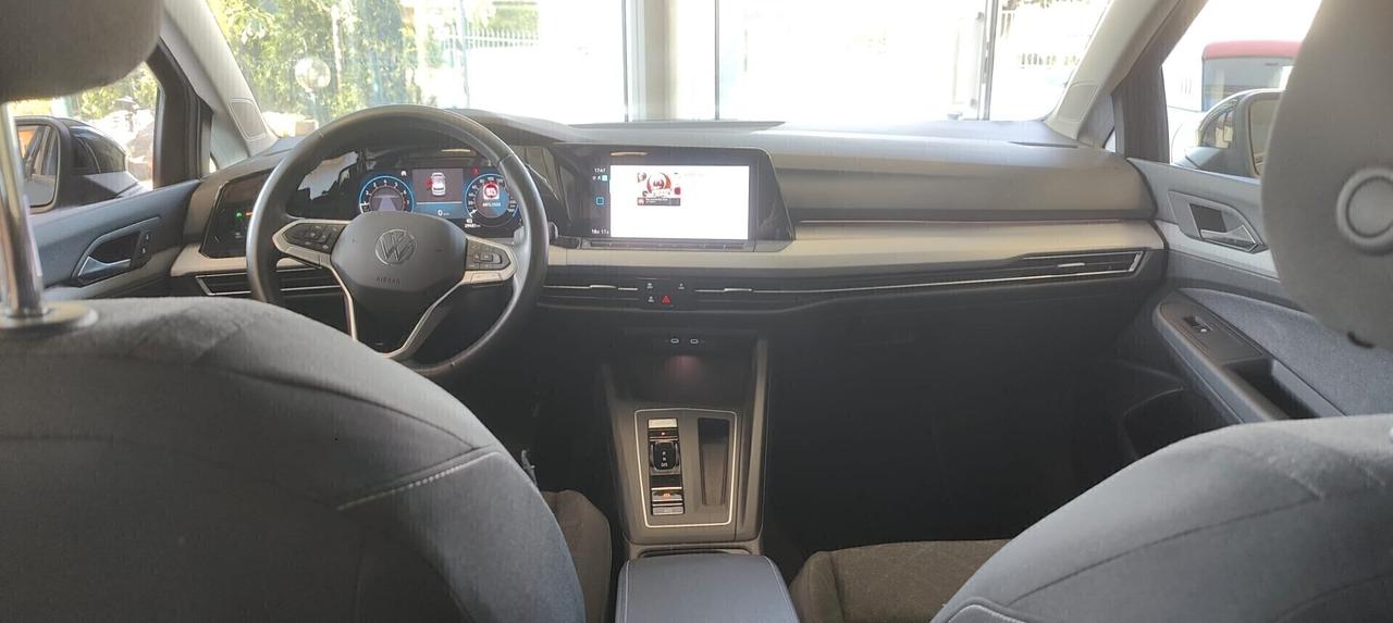 Volkswagen Golf 1.0 eTSI EVO DSG Life