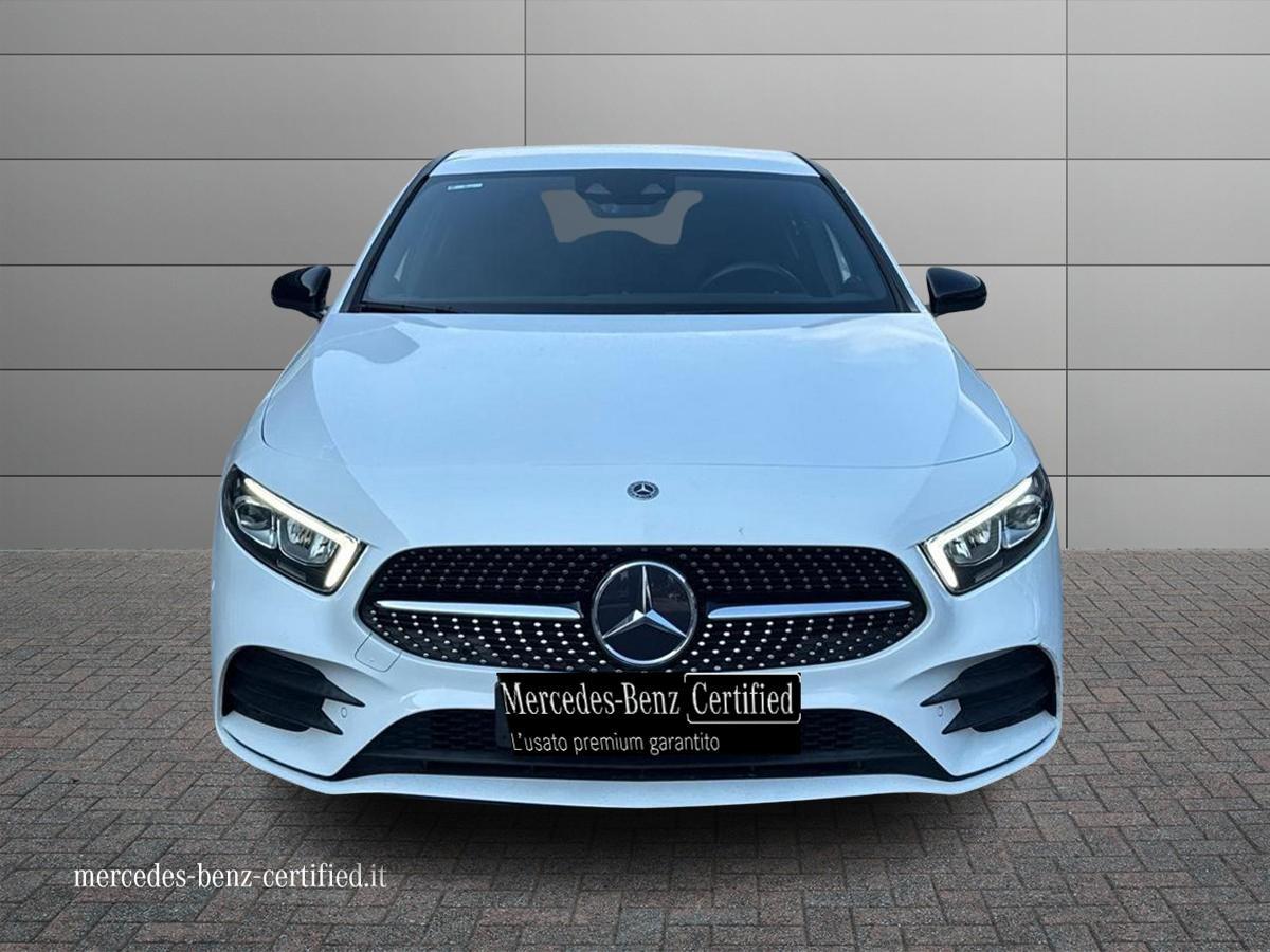Mercedes-Benz A 200 d Premium auto
