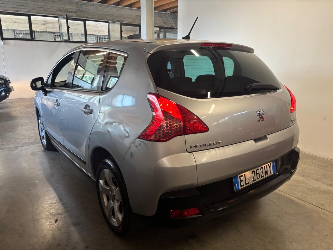 Peugeot 3008 1.6 HDi Business