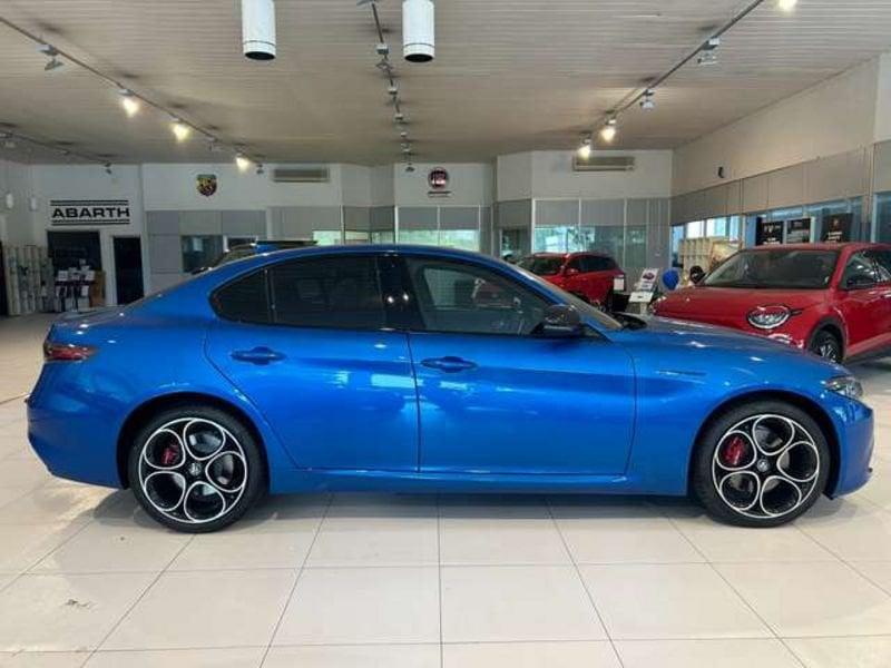 Alfa Romeo Giulia 2.2 t Competizione Q4 210cv auto