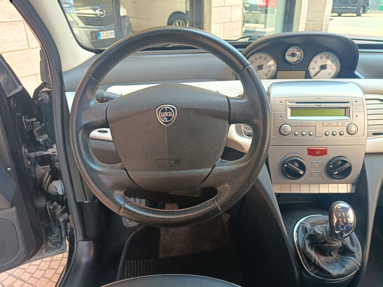 LANCIA YPSILON 1.2 PLATINO-KM140000-Eurp4790