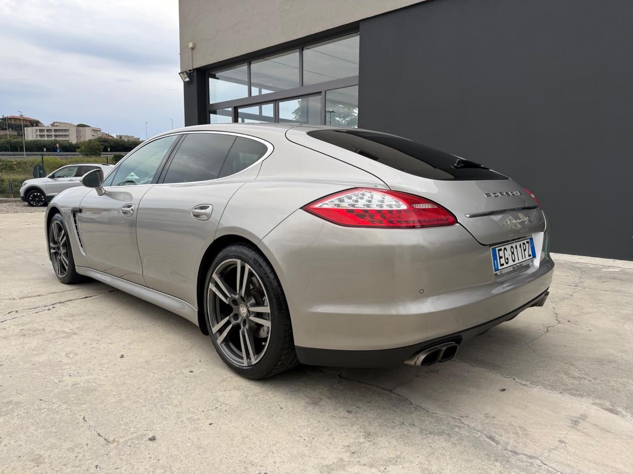 Porsche Panamera 4.8 4S