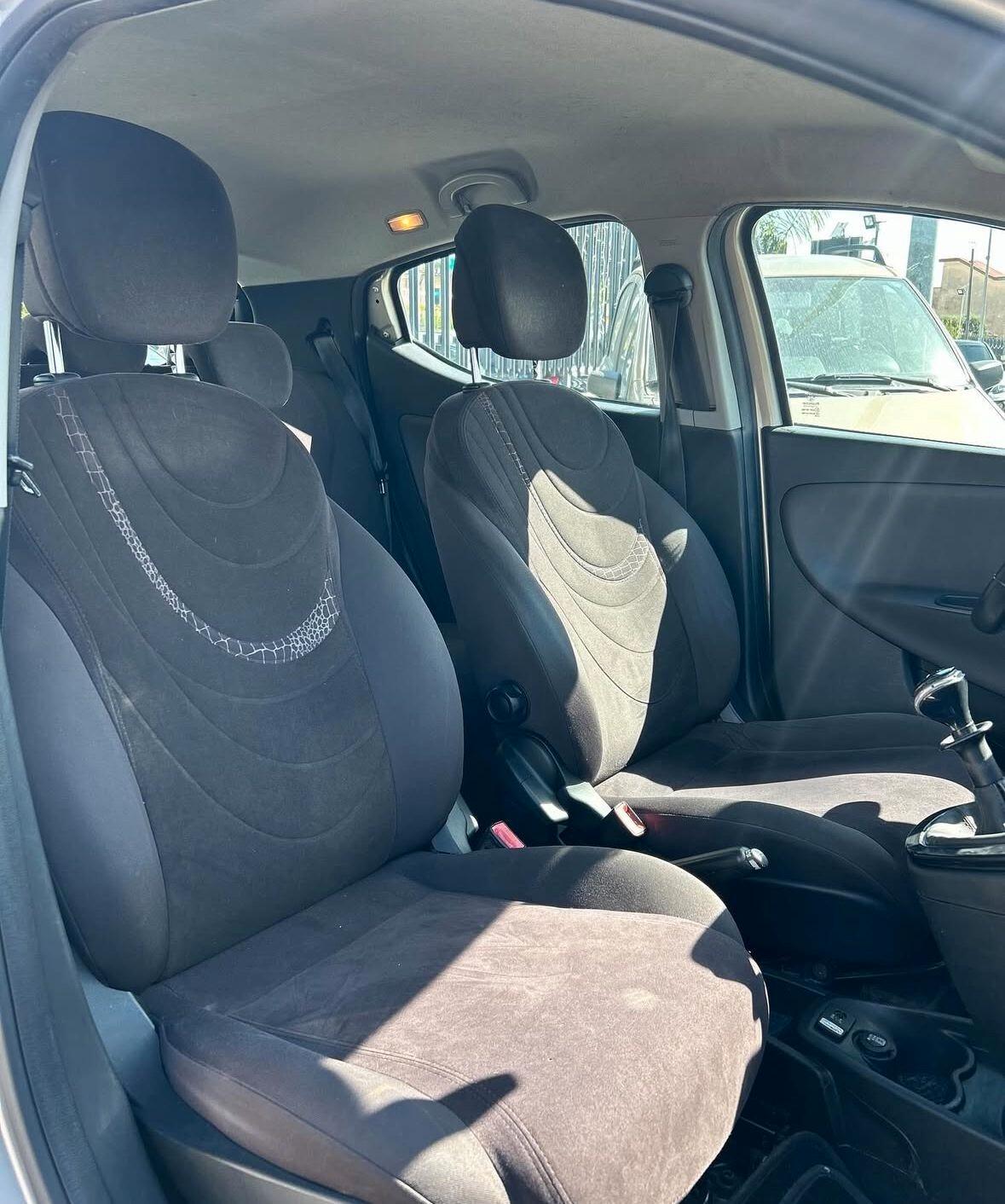 Lancia Ypsilon 1.2 69 CV Diva DEL NORD