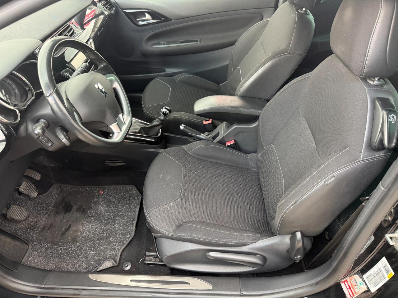 DS3 3 1.4 HDi 70 So Chic NEOPATENTATI