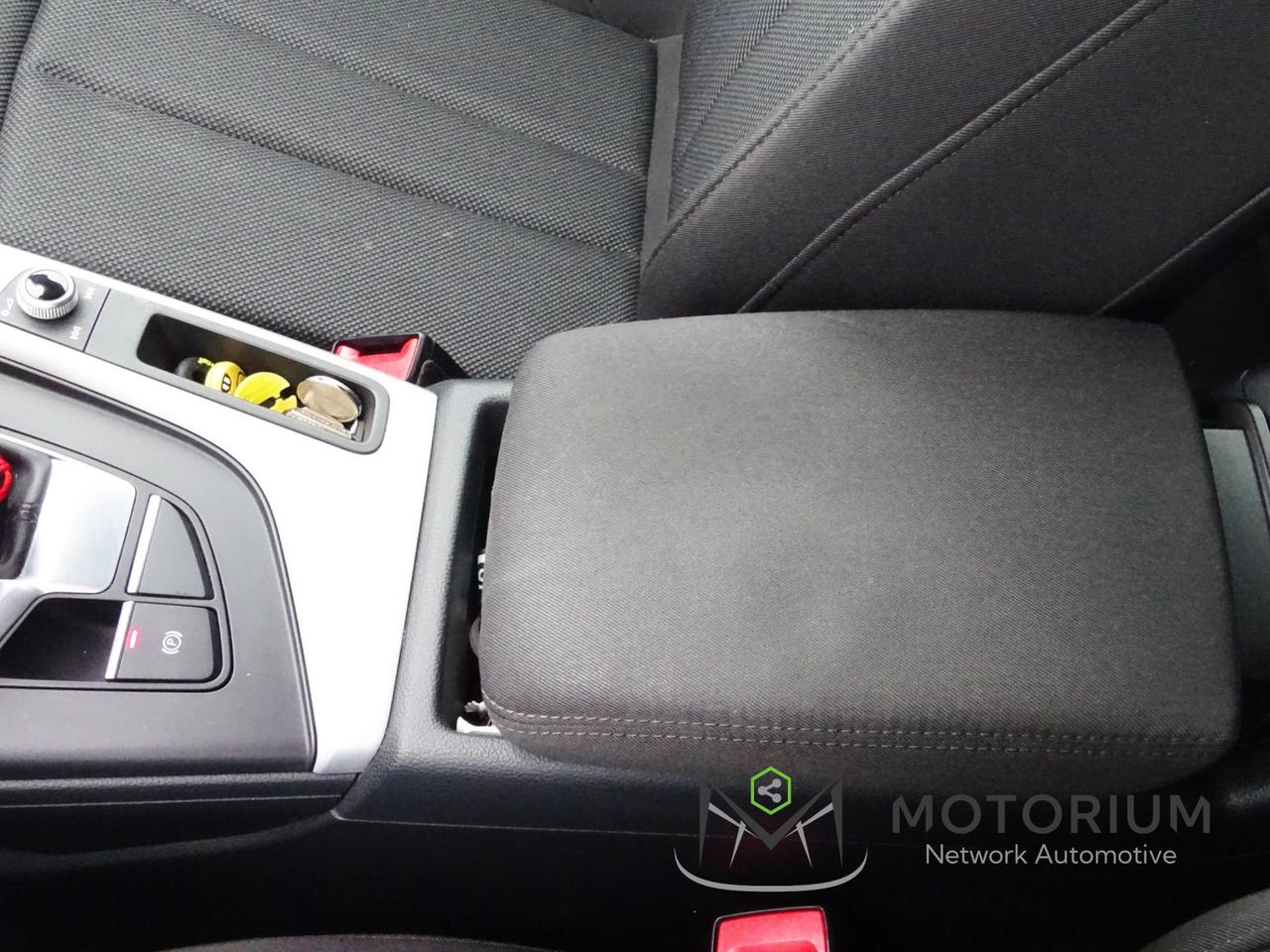 Audi A4 Avant 35 2.0 tdi mhev Business Advanced 163cv s-tronic