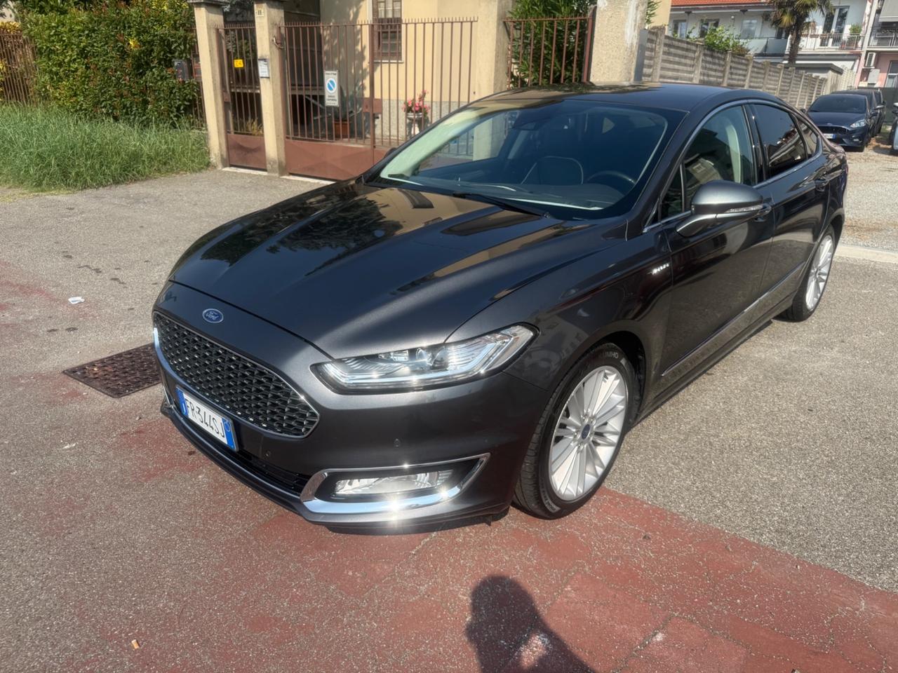 Ford Mondeo Hybrid 2.0 187 CV eCVT 4 porte Vignale