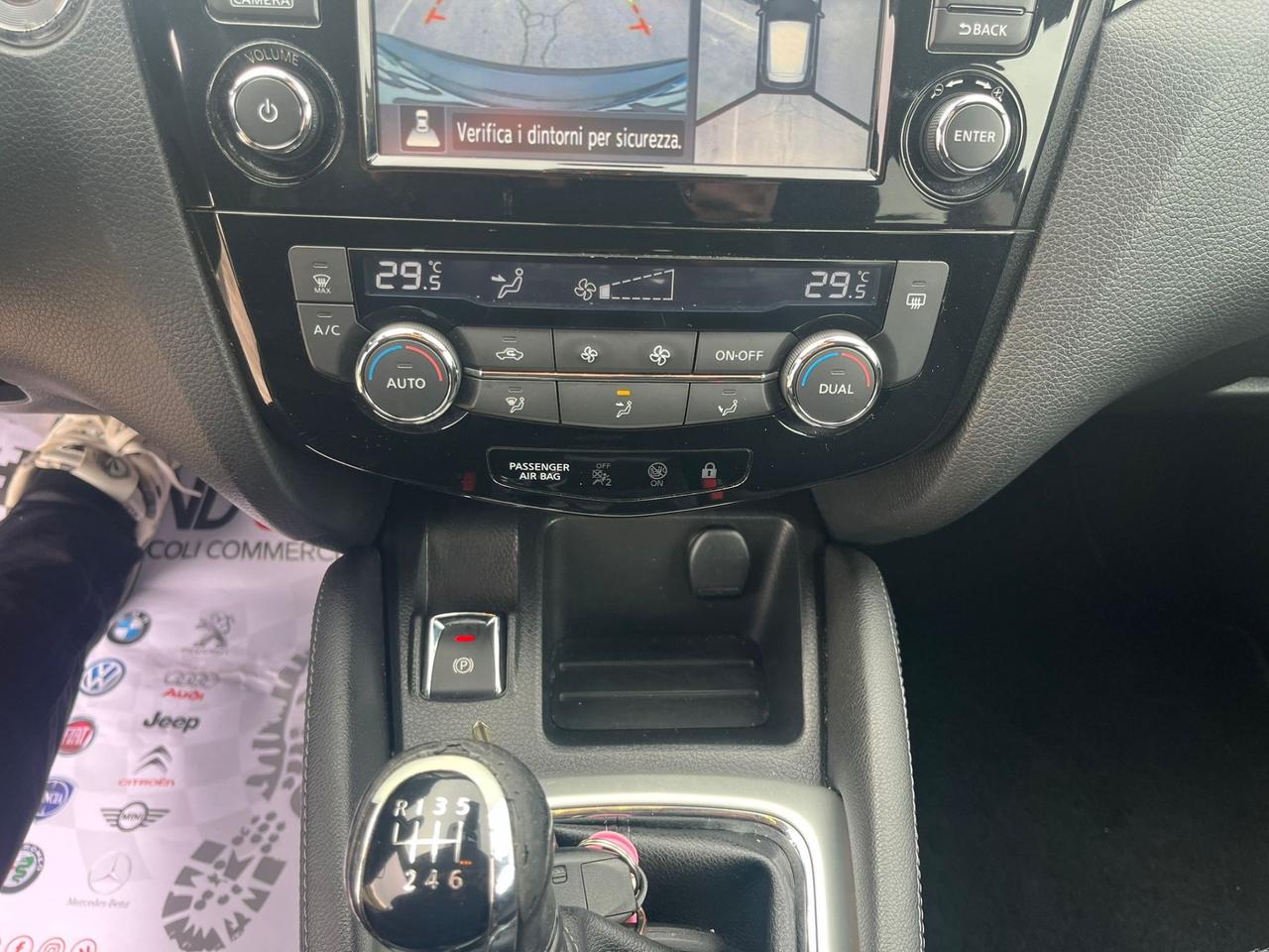 Nissan Qashqai 1.5 dCi 360 Tekna Unipro 2015