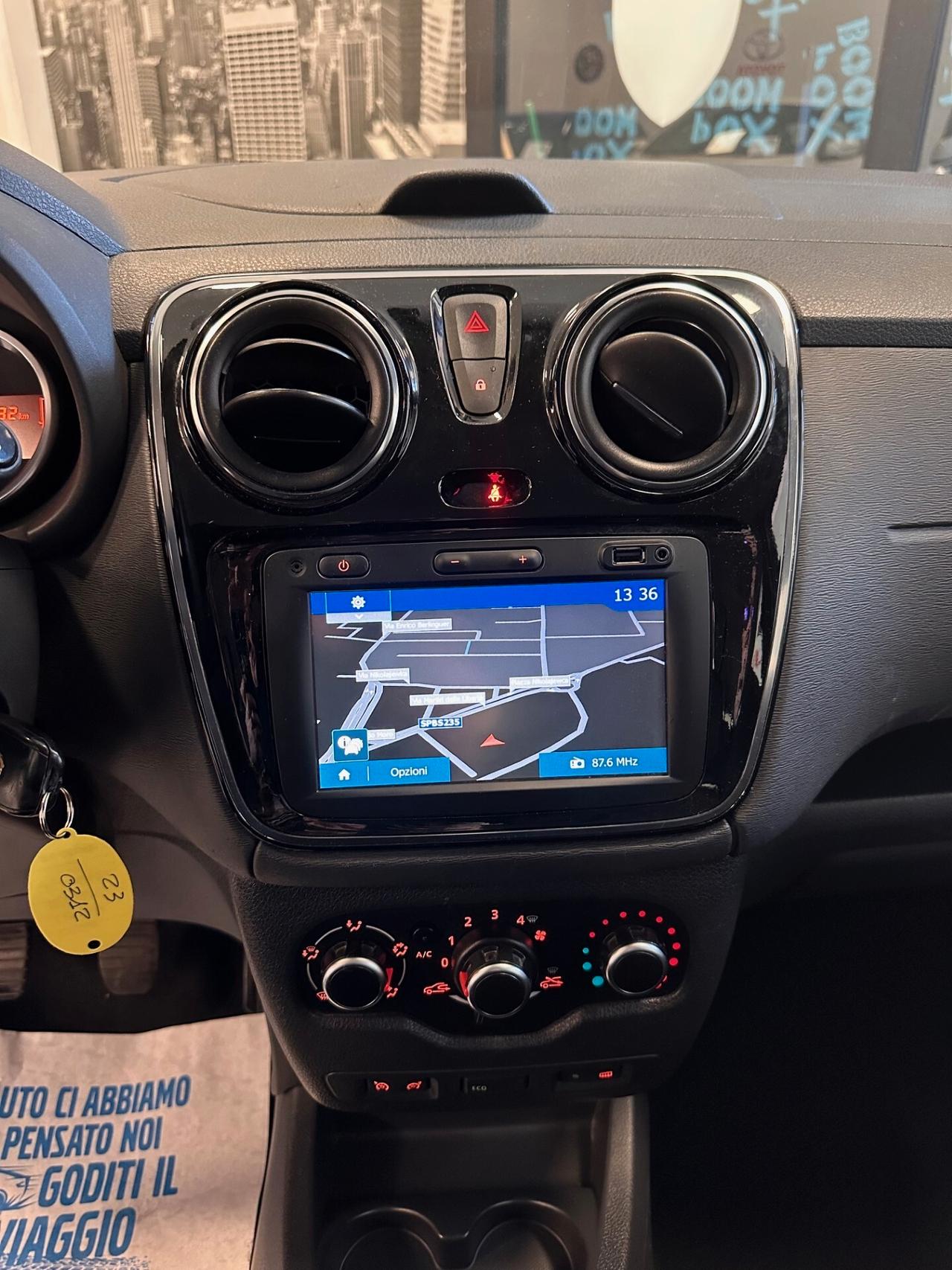 DACIA LODGY 1.6 BENZINA 7 POSTI (59000 MILA KM )