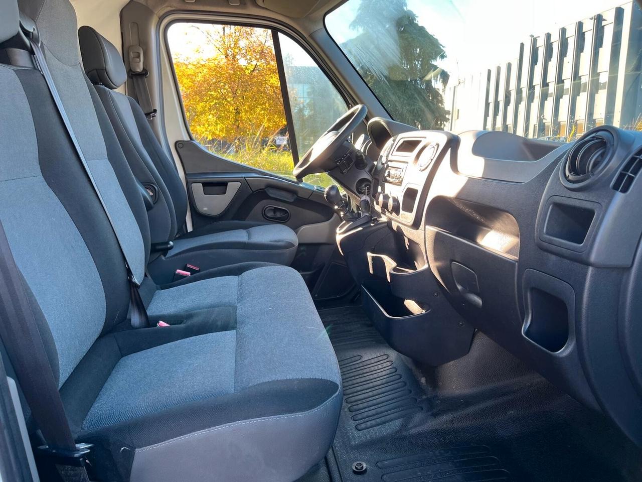 Renault Master T35 2.3 dCi/125 **+IVA**