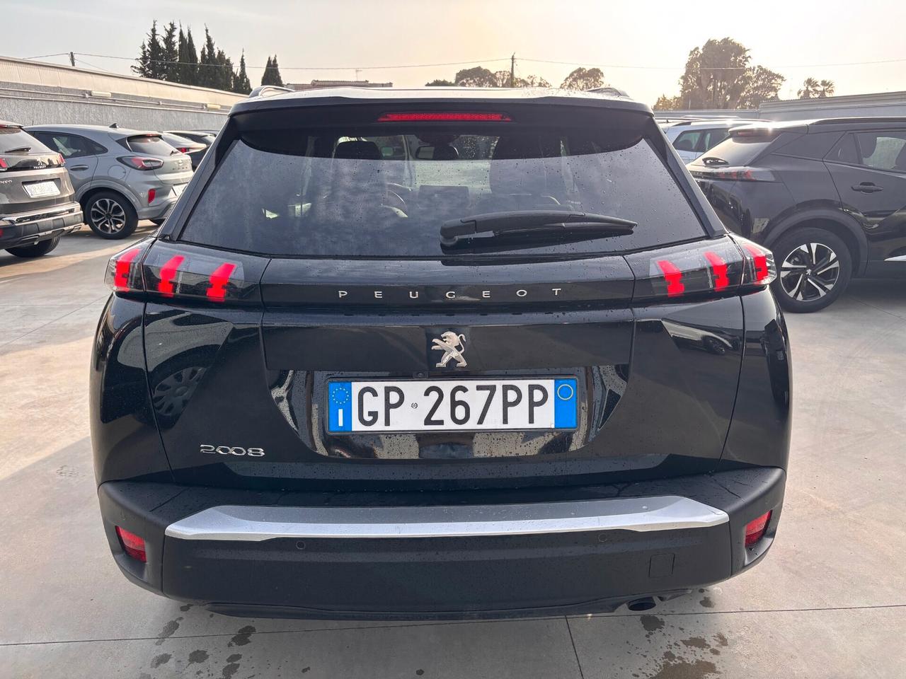 Peugeot 2008 1.2 PureTech 100 S&S Allure