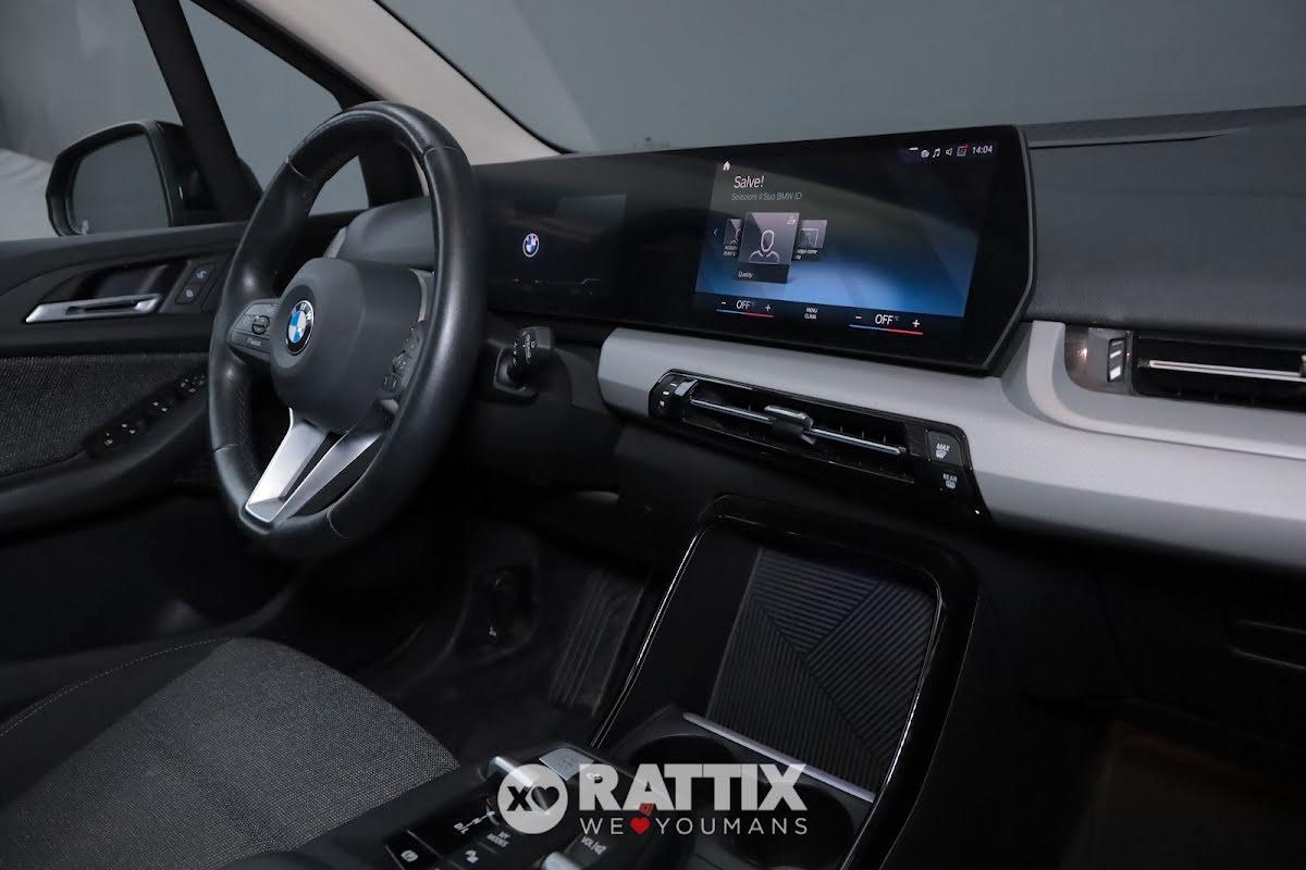 BMW 220 i Active Tourer mhev 48V auto