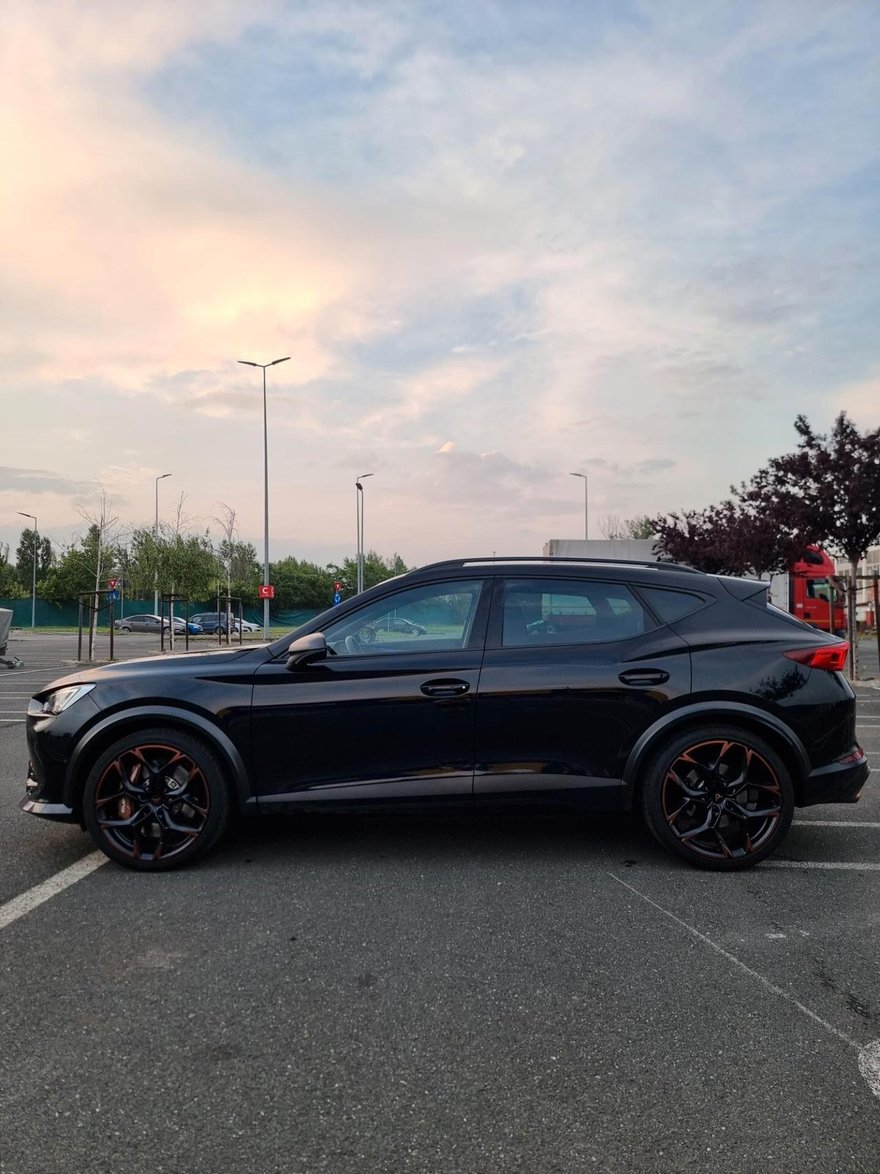 CUPRA Formentor VZ5 390 CV DSG - Full Optional - Carbon - Beats